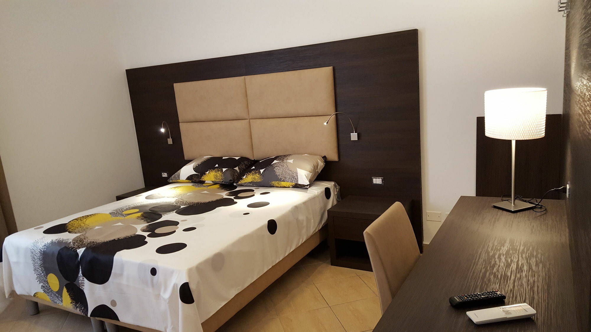 Una Finestra Su Monti Róma Kültér fotó
